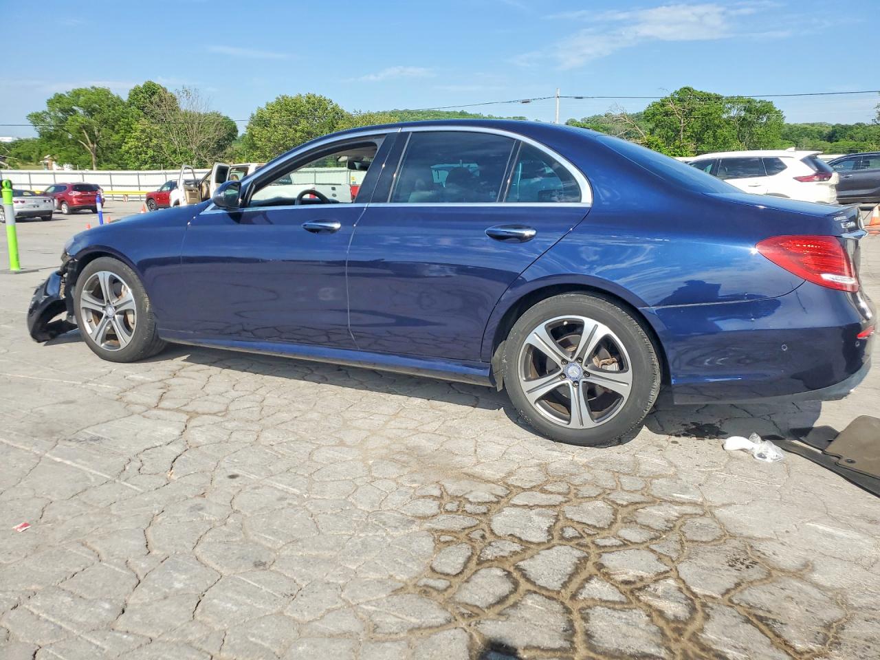 Mercedes-Benz E-Class 300