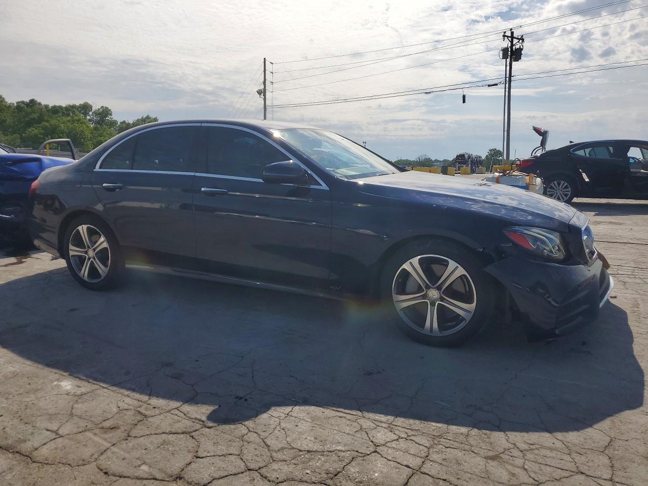 Mercedes-Benz E-Class 300