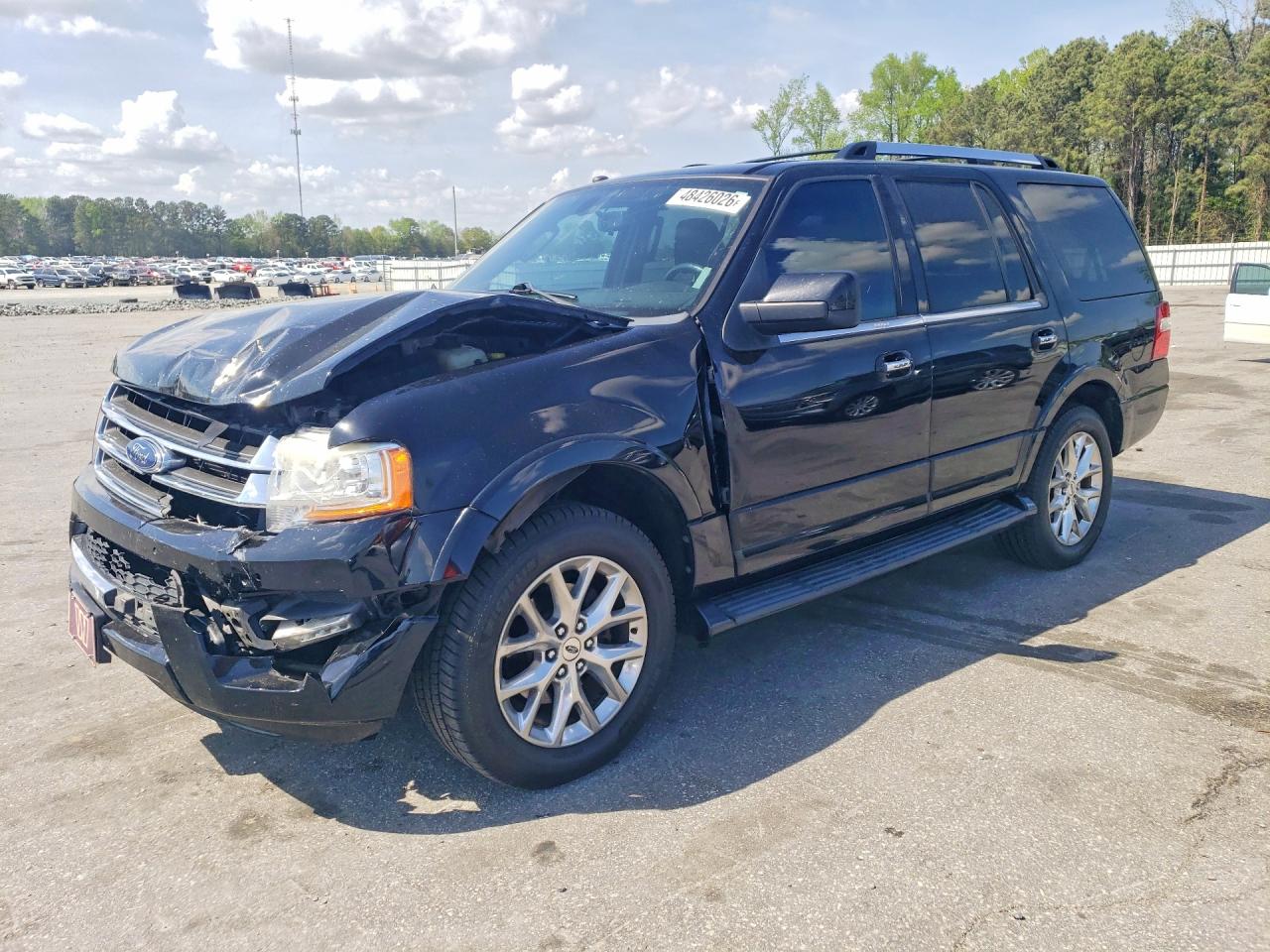 Salvage Ford Expedition Image