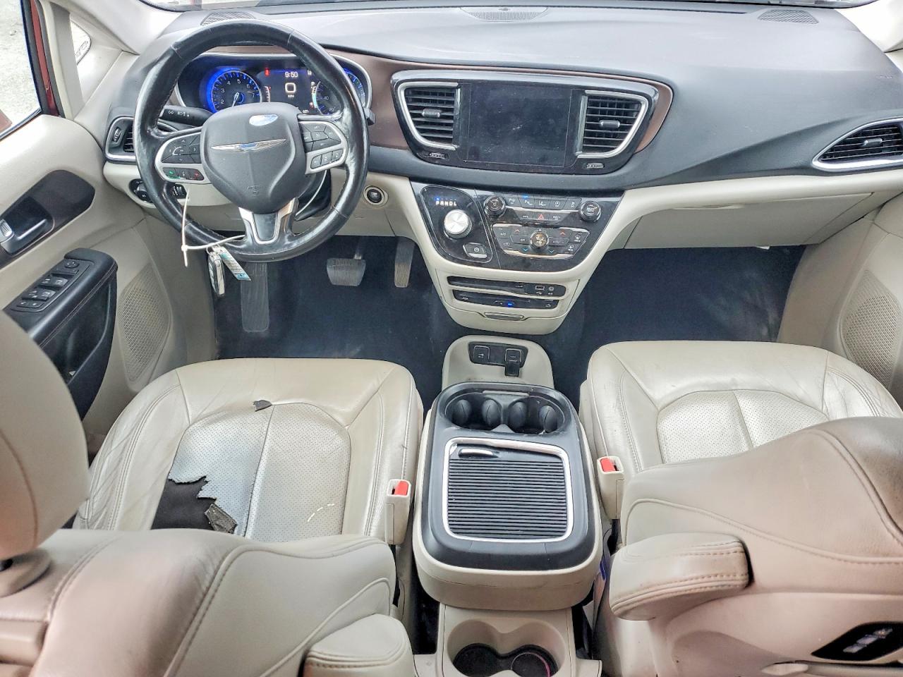 Chrysler Pacifica Touring L Plus