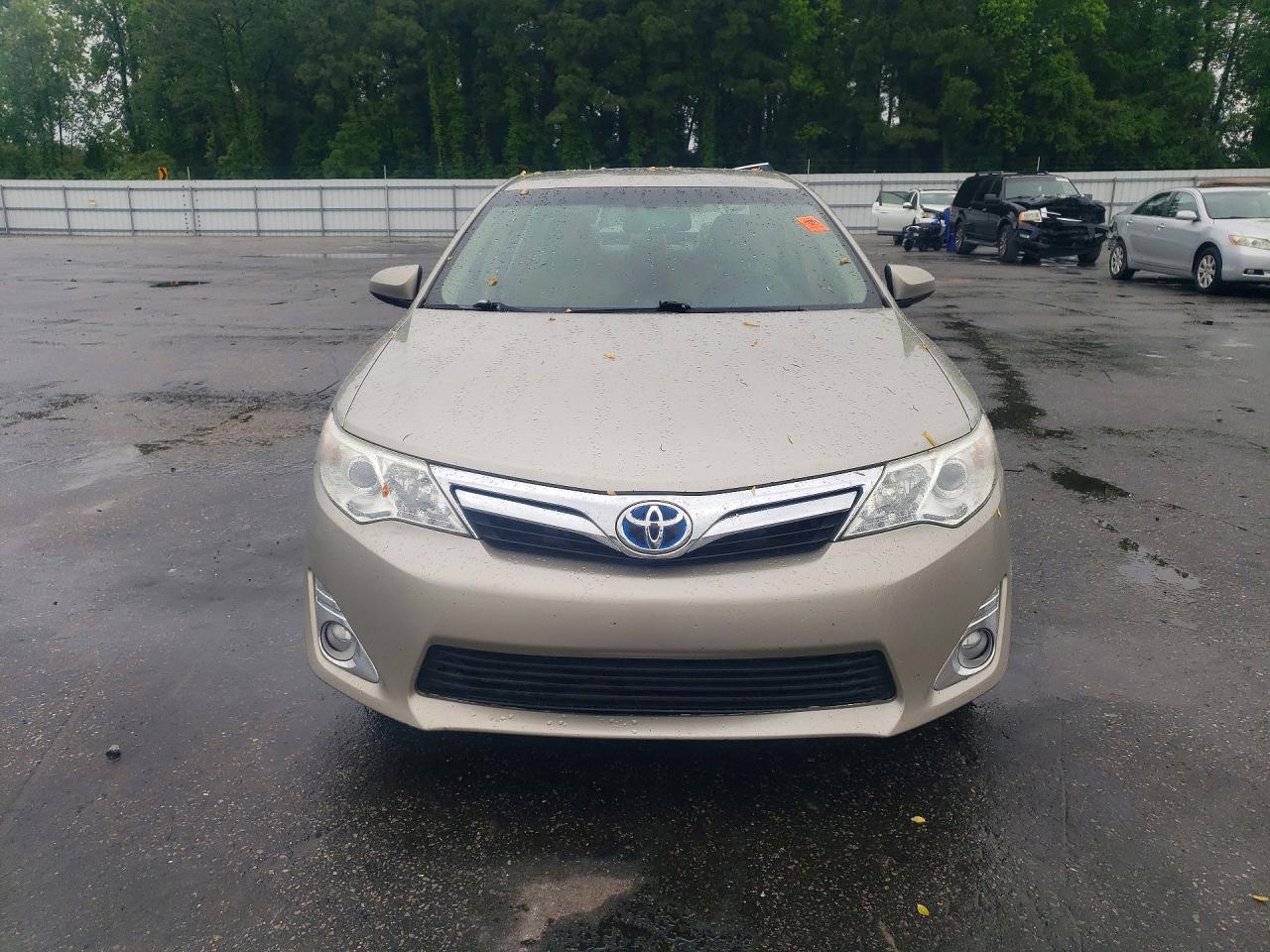 Toyota Camry Xle