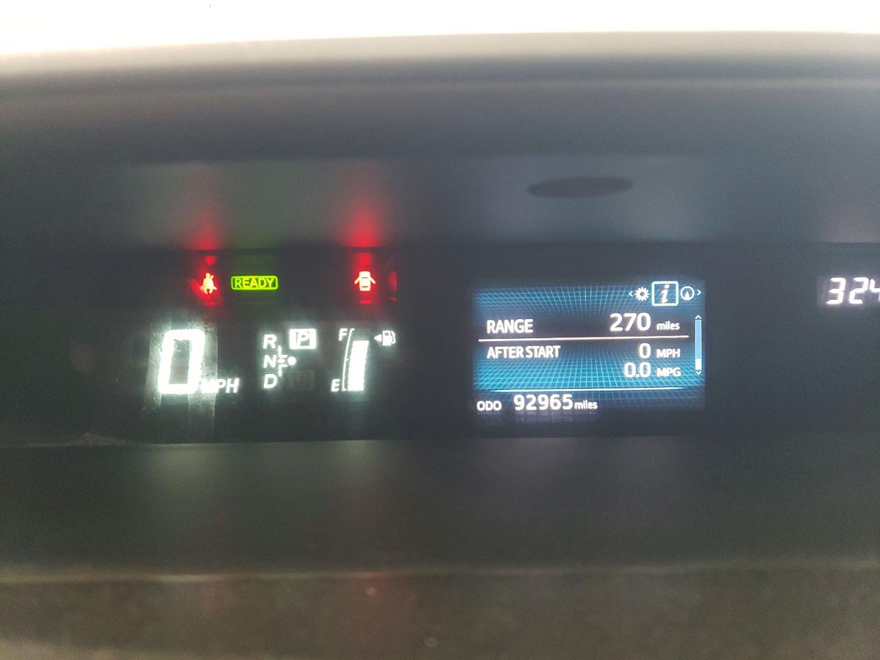 Toyota Prius v Four