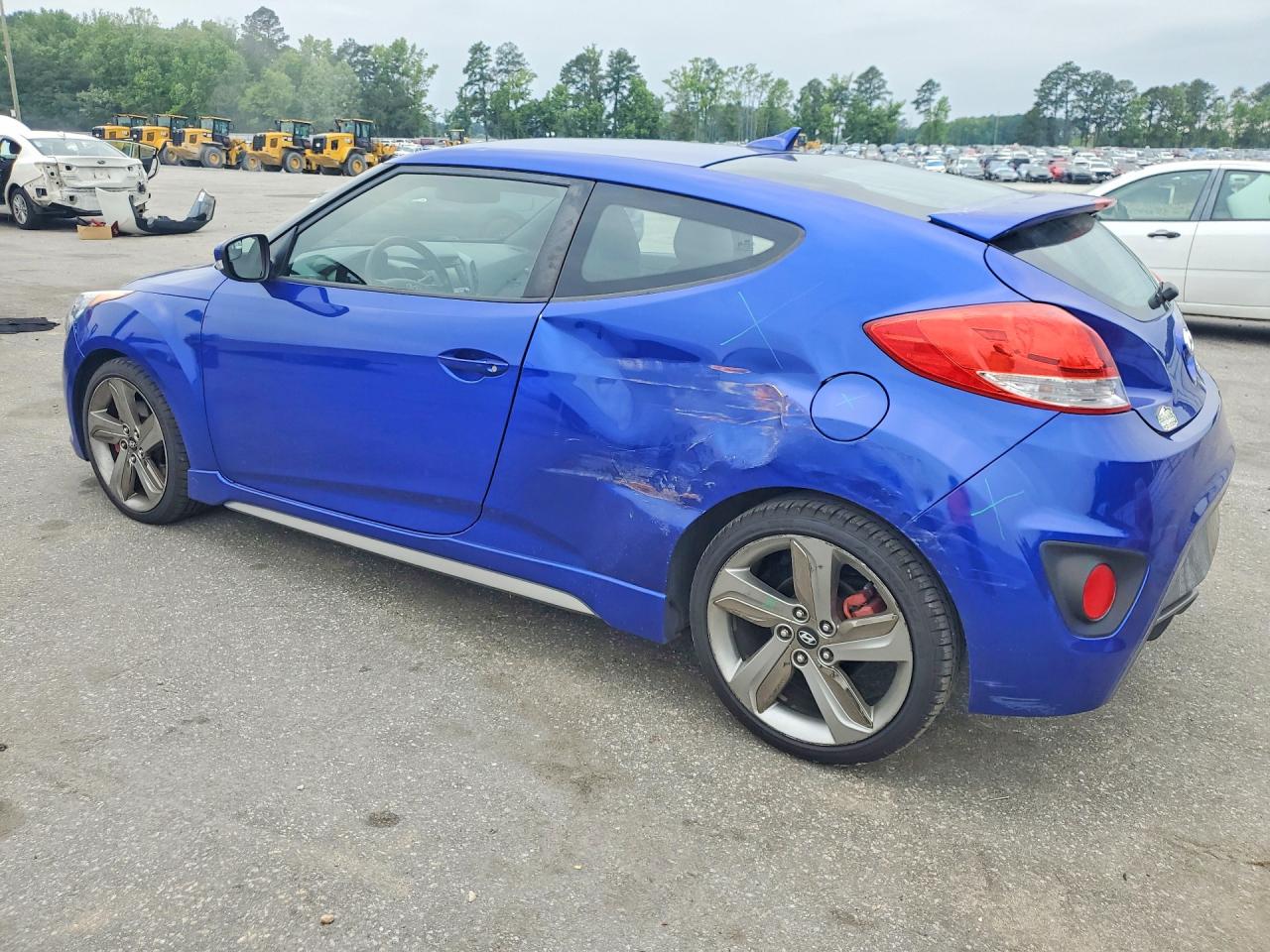 Hyundai VELOSTER Turbo