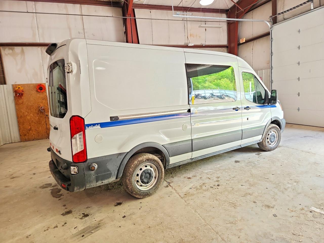 Ford Transit T-250
