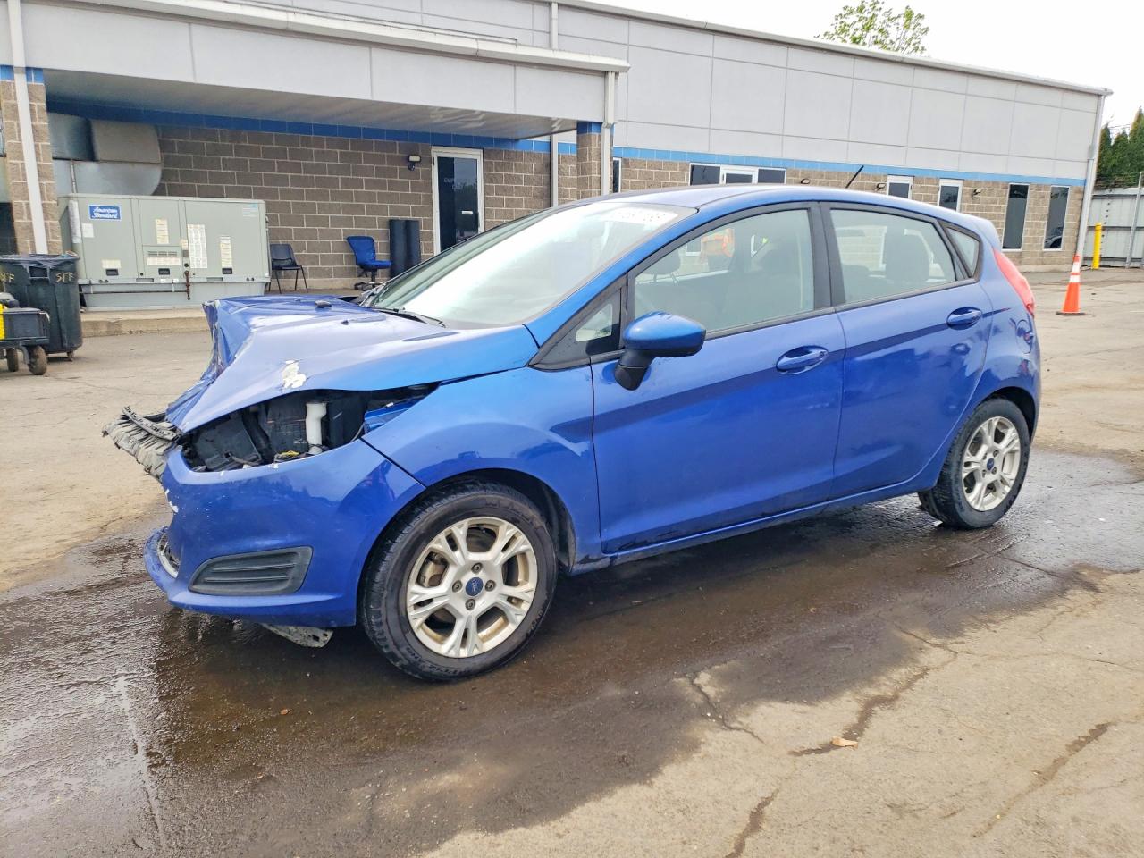 Salvage Ford Fiesta Image