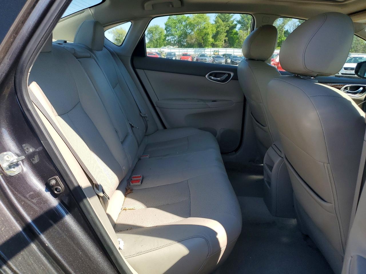 Nissan Sentra S