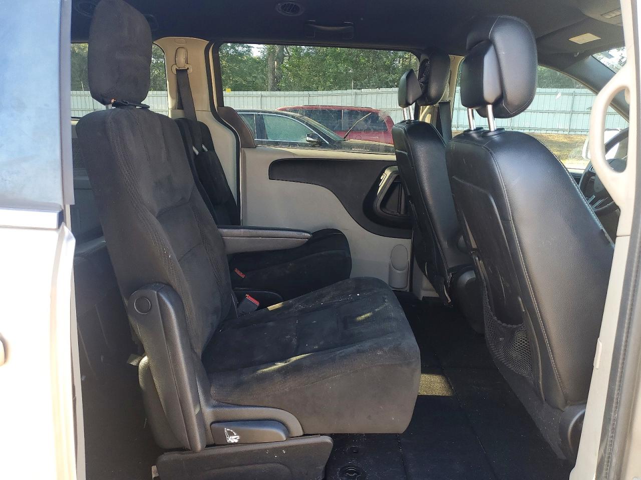 Dodge Caravan Sxt