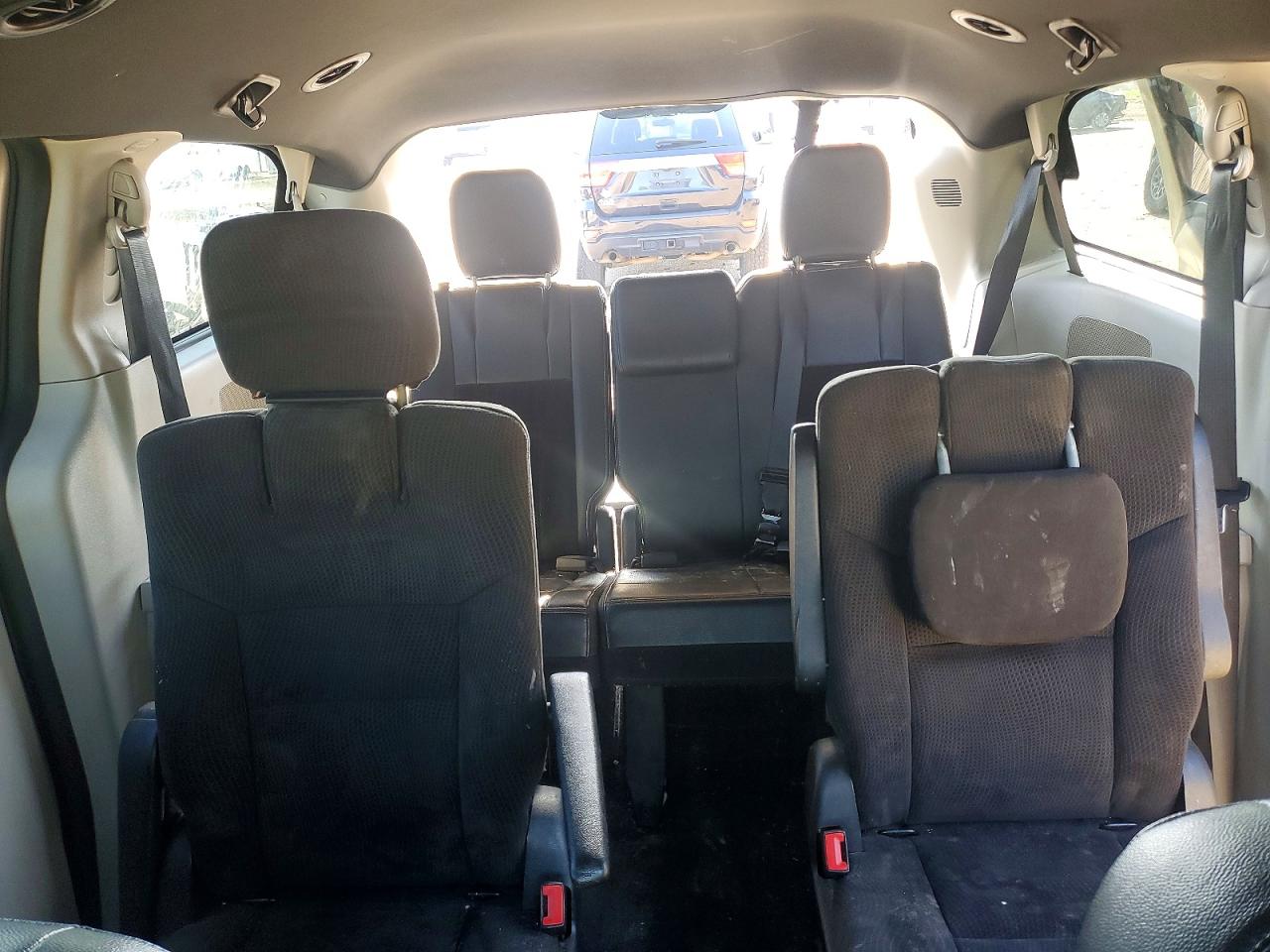 Dodge Caravan Sxt