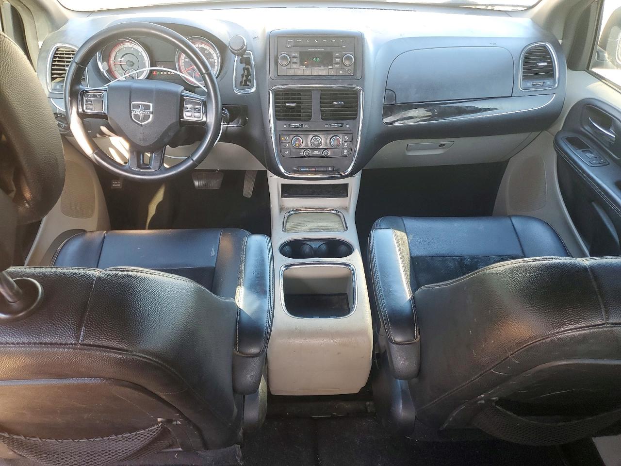 Dodge Caravan Sxt