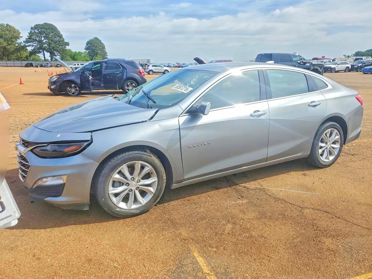Salvage Chevrolet Malibu Image