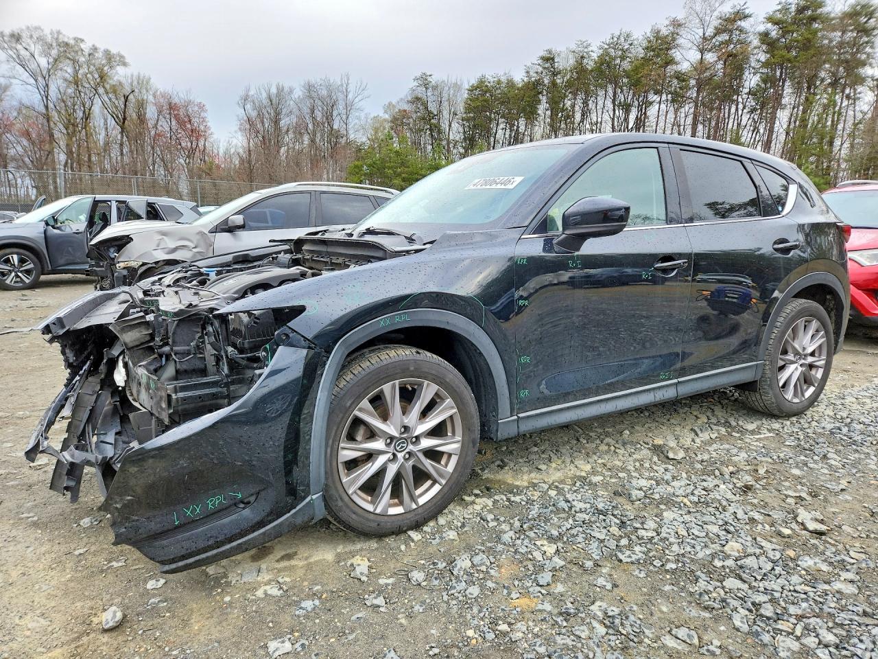 Salvage Mazda Cx Image