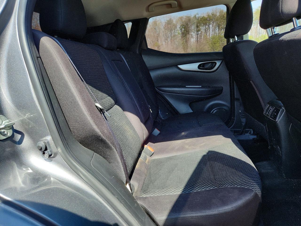 Nissan Rogue S