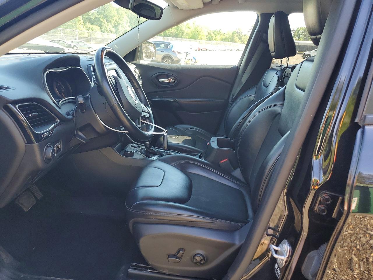 Jeep Grand Cherokee Latitude Plus