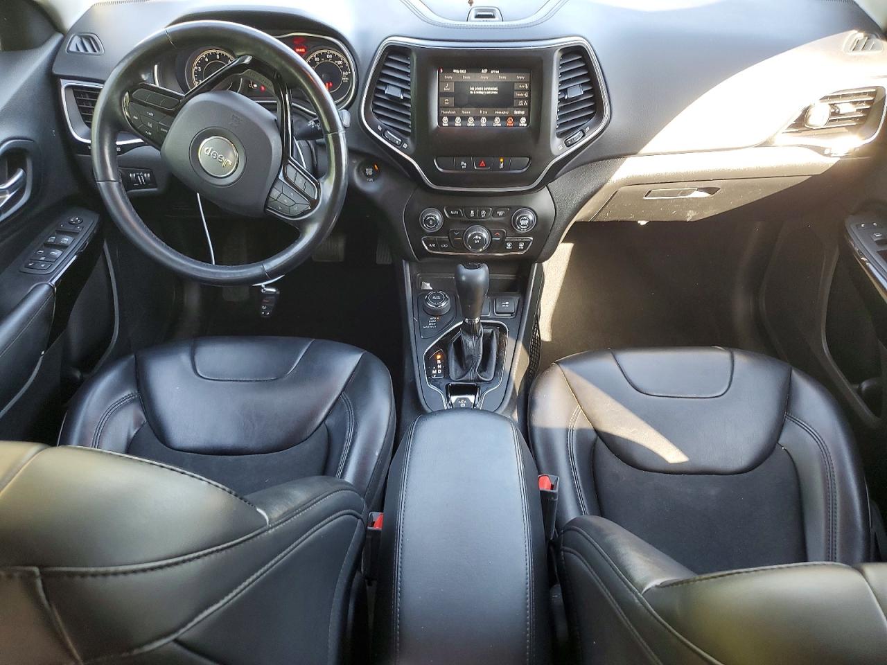 Jeep Grand Cherokee Latitude Plus
