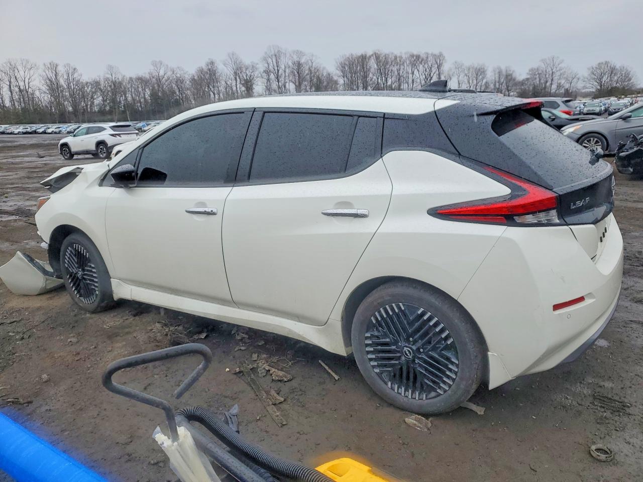 Nissan LEAF Sv Plus
