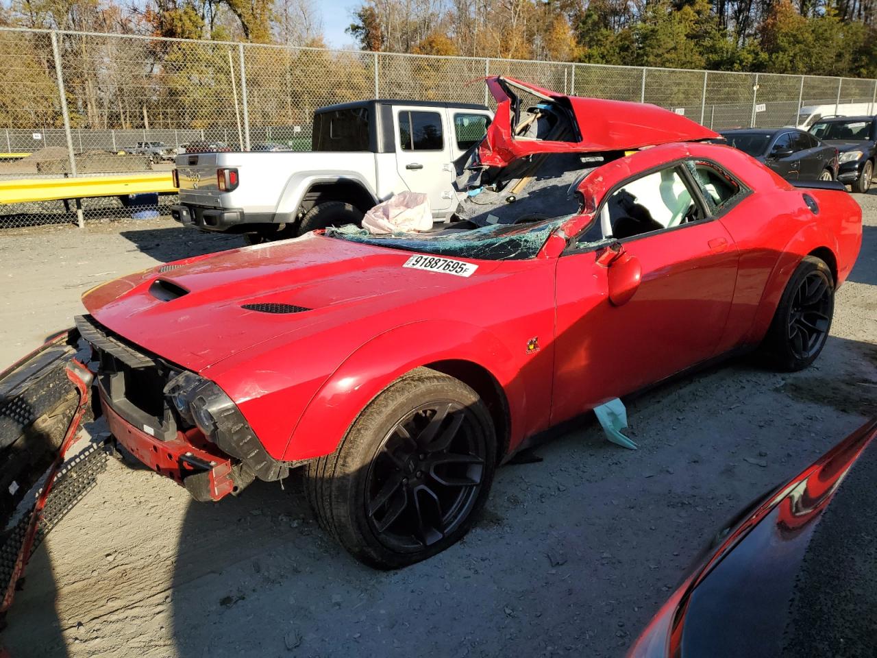 Salvage Dodge Challenger Image