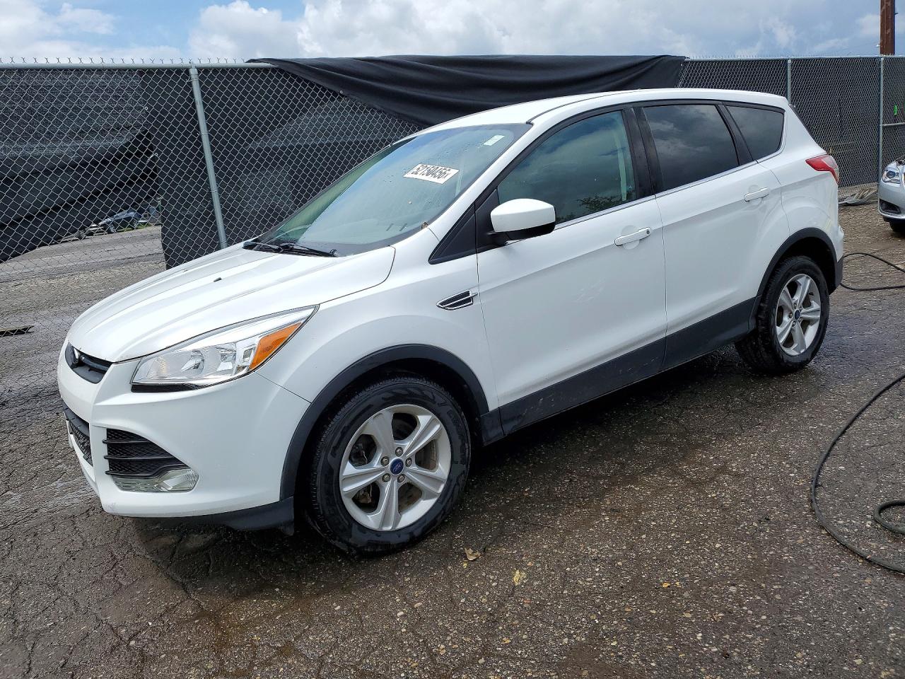 Salvage Ford Escape Image