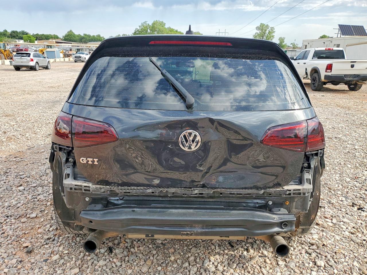 Volkswagen GTI S