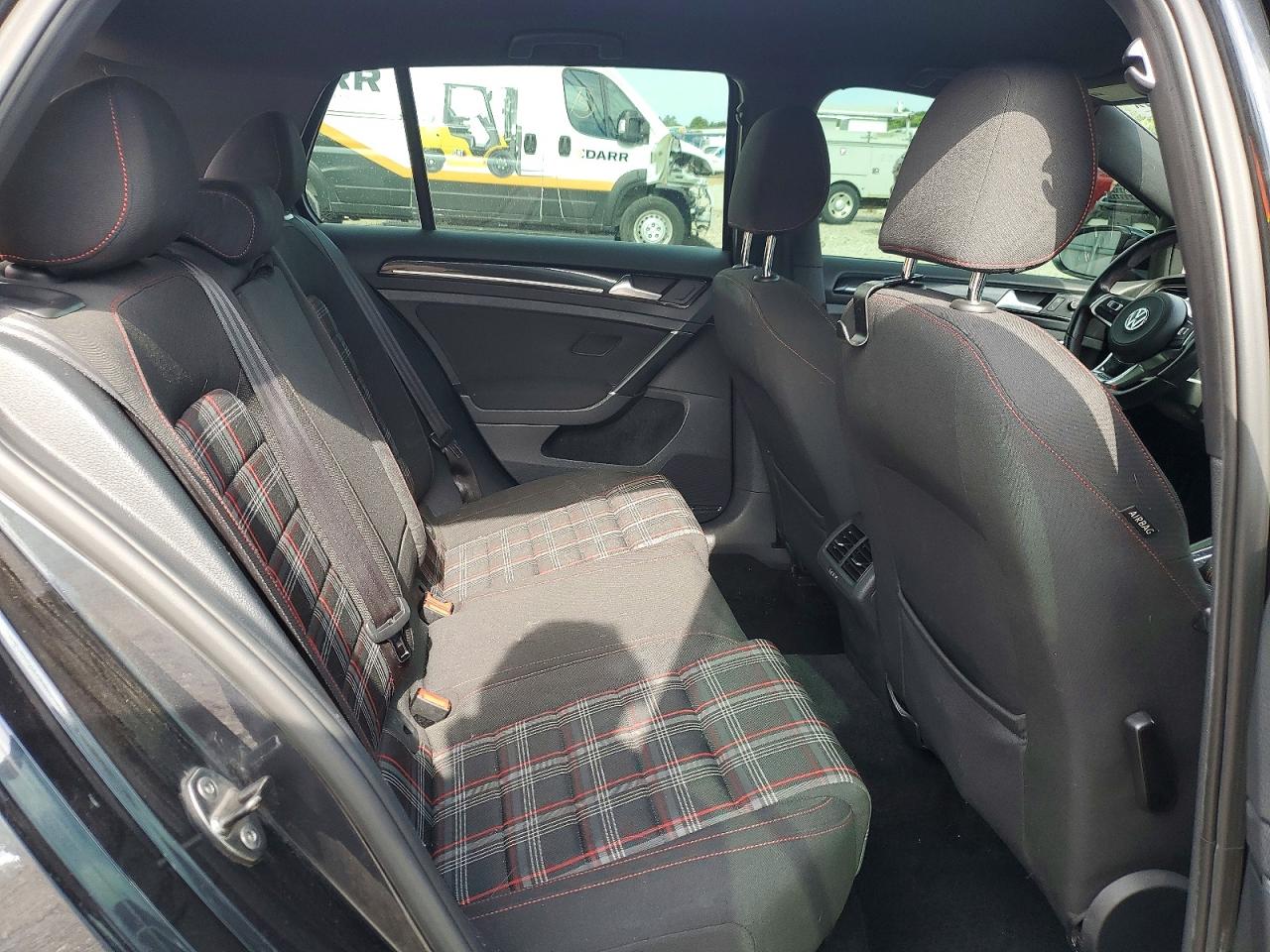 Volkswagen GTI S
