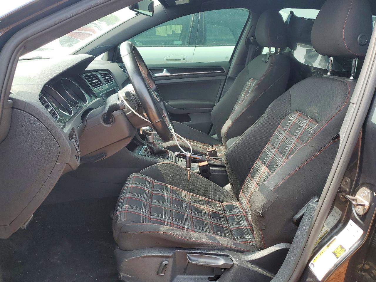 Volkswagen GTI S