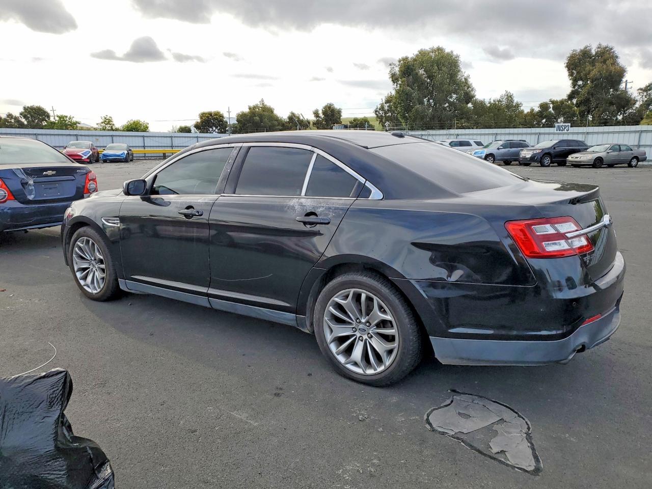 Ford Taurus