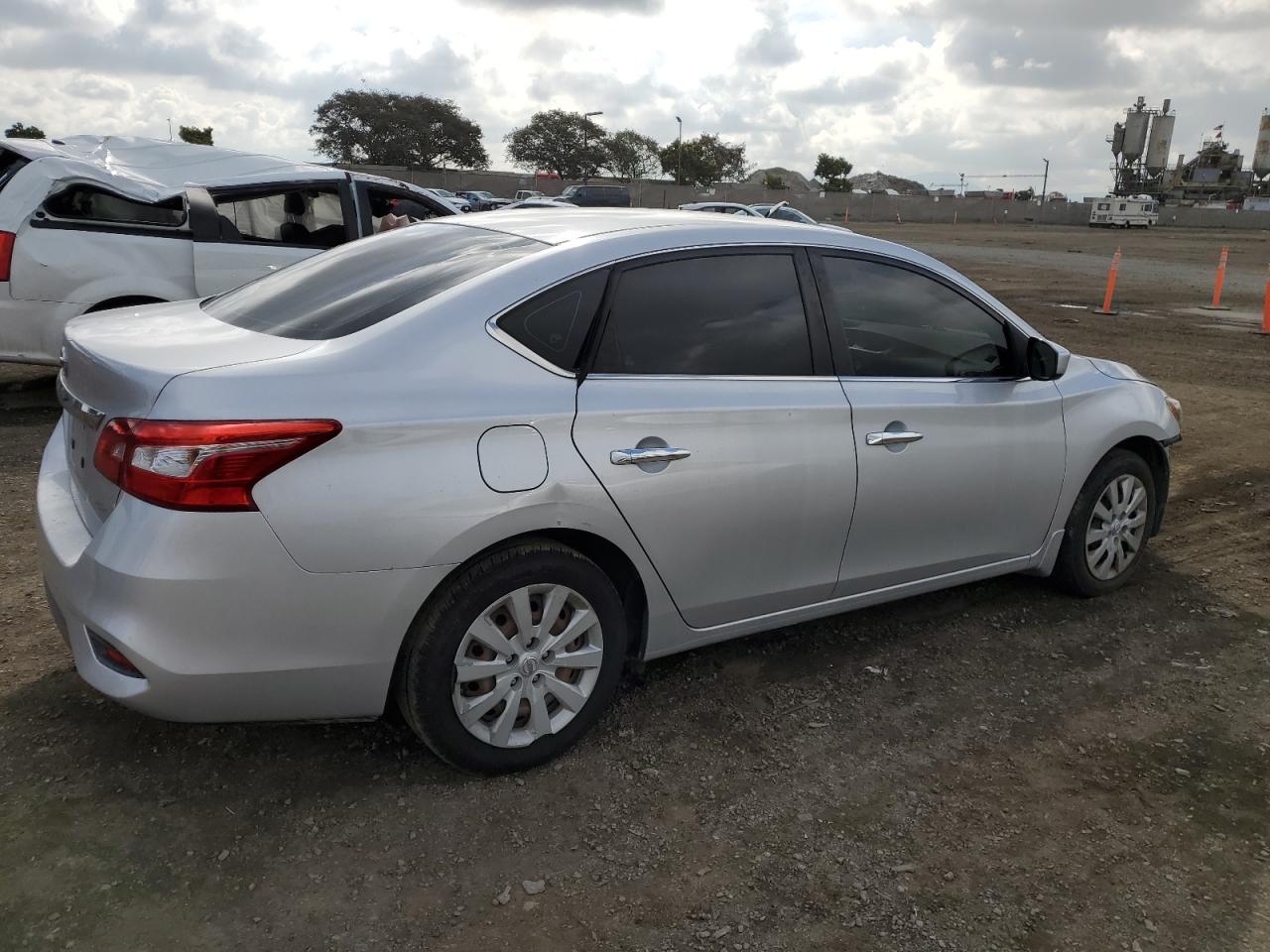Nissan Sentra S
