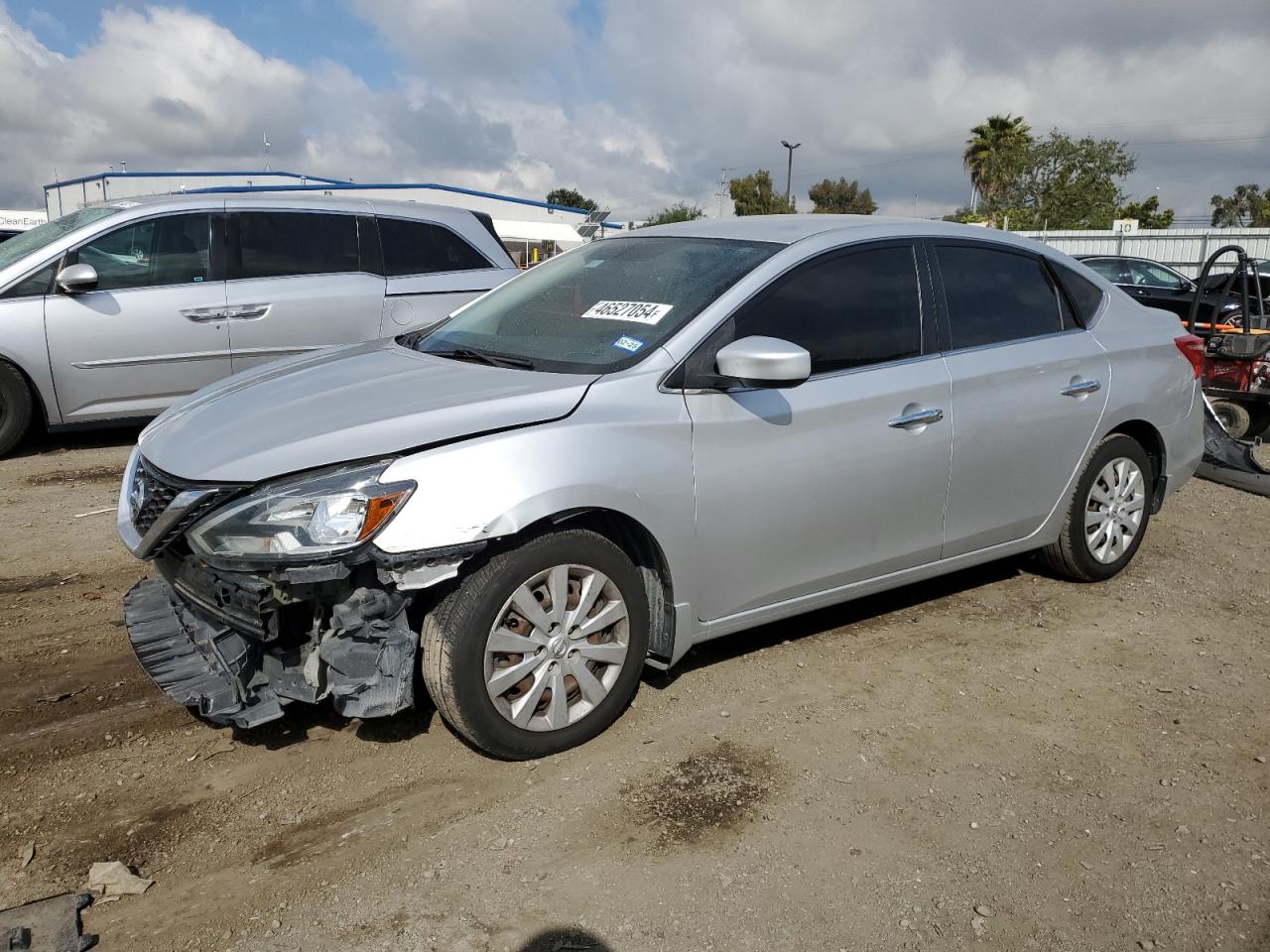 Salvage Nissan Sentra Image