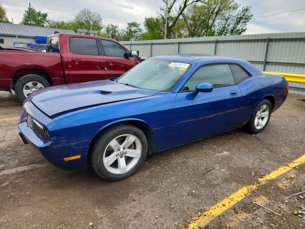 Salvage Dodge Challenger Image