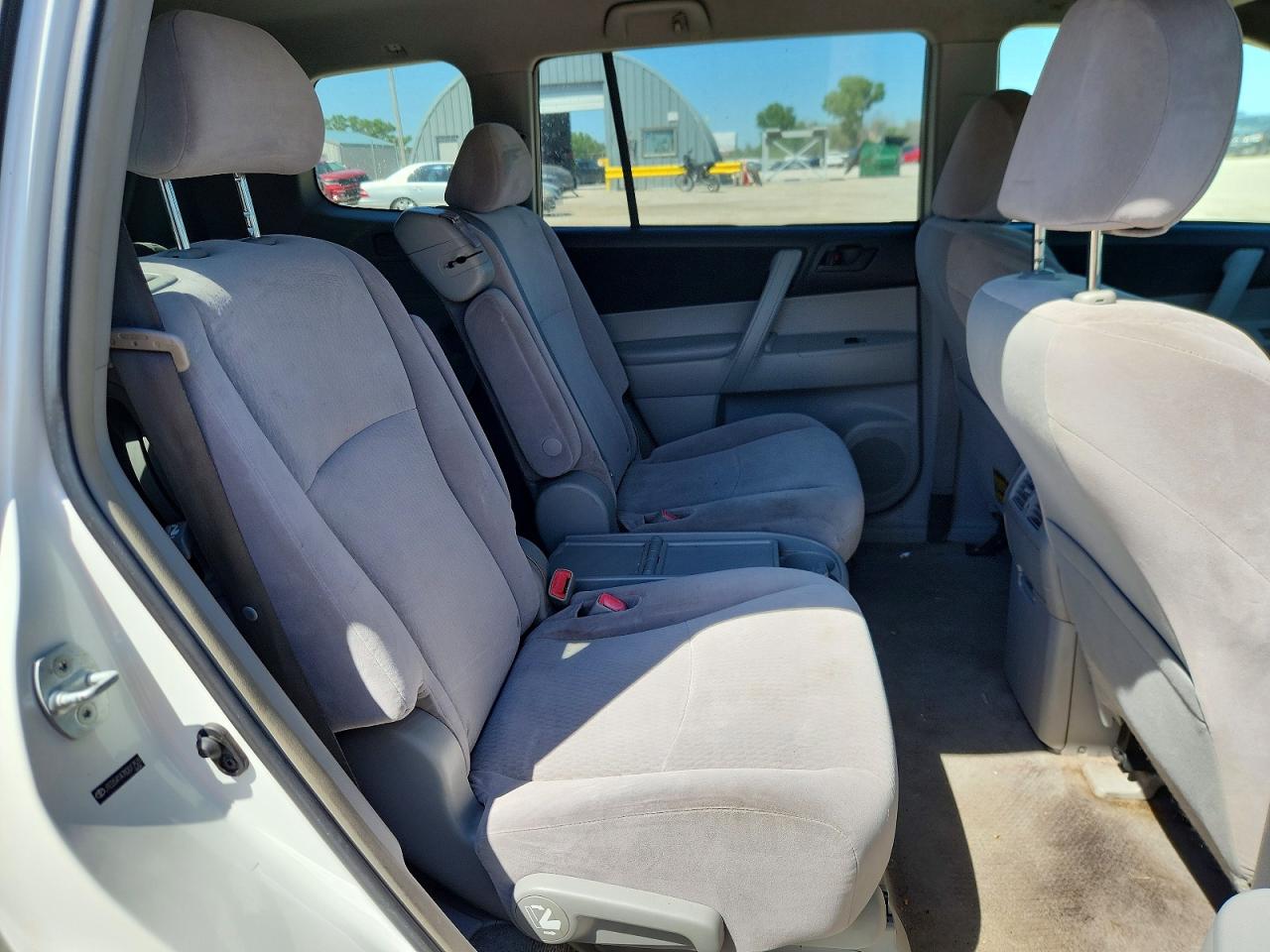 Toyota Highlander Base