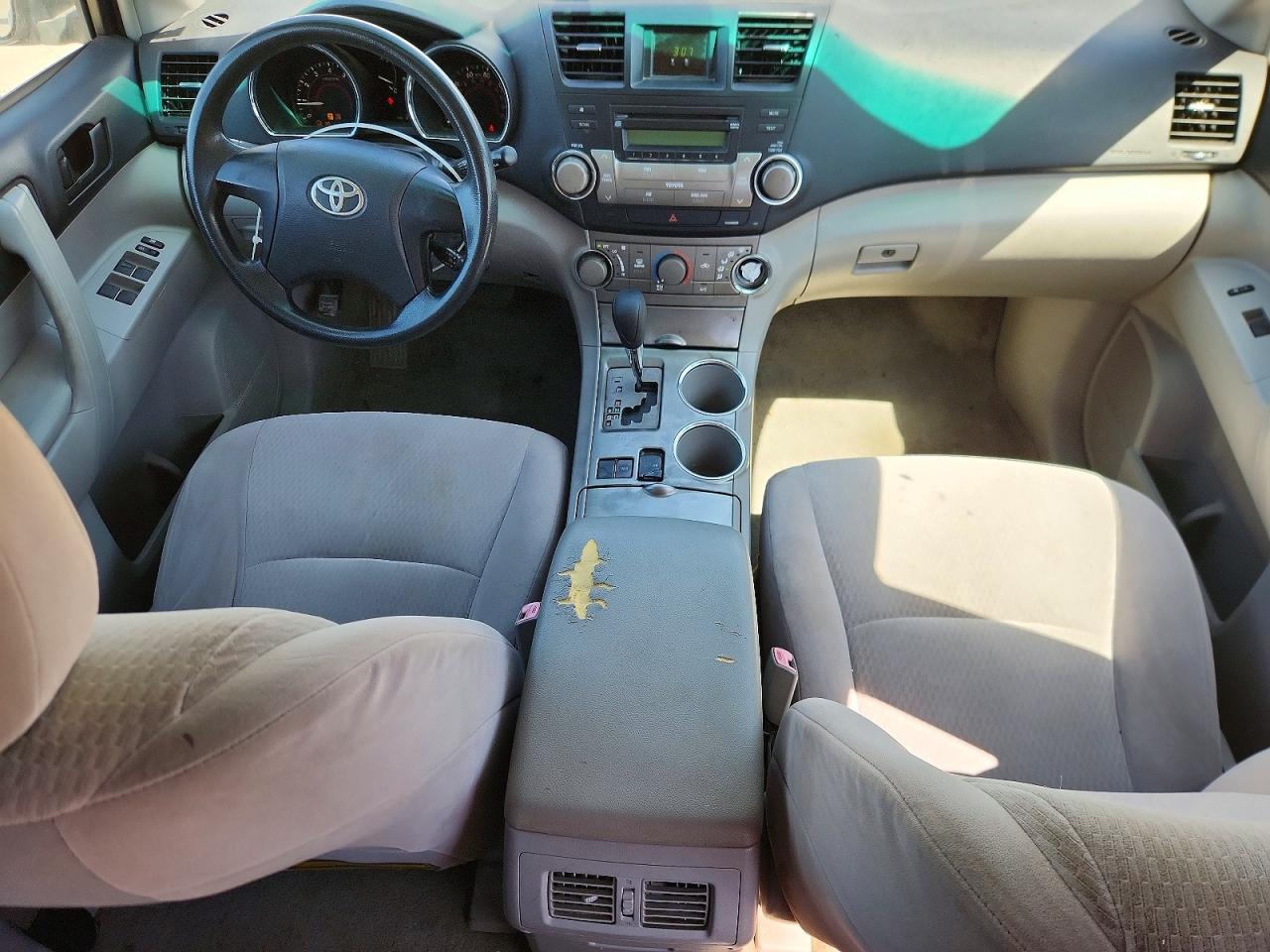 Toyota Highlander Base