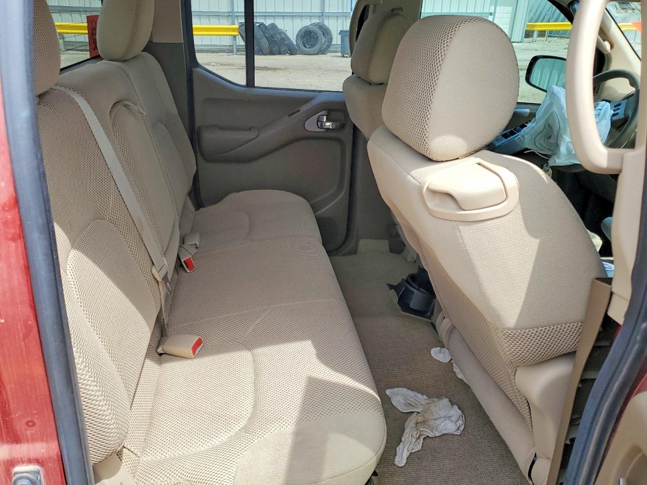 Nissan Frontier Se