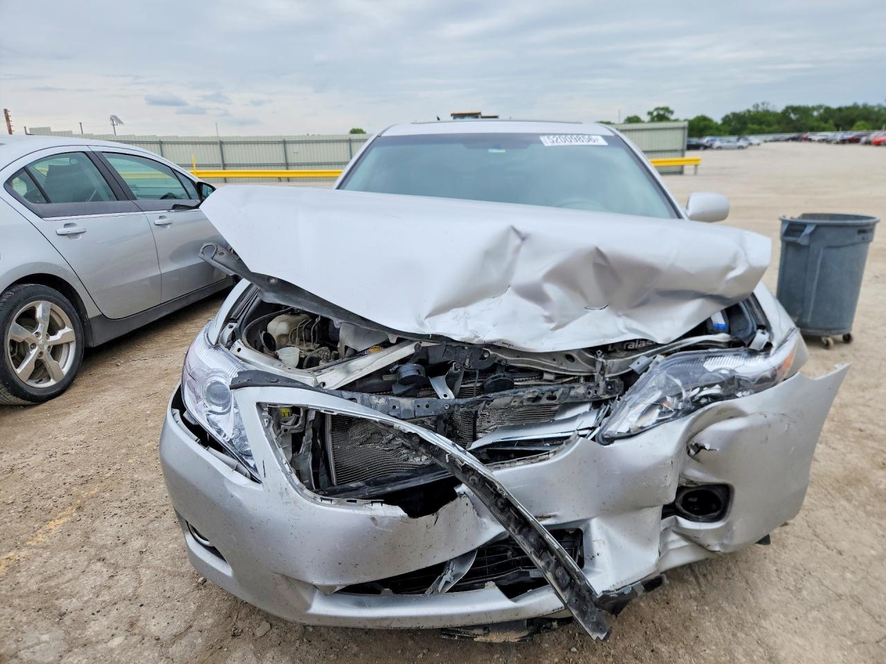 Toyota Camry Xle V6