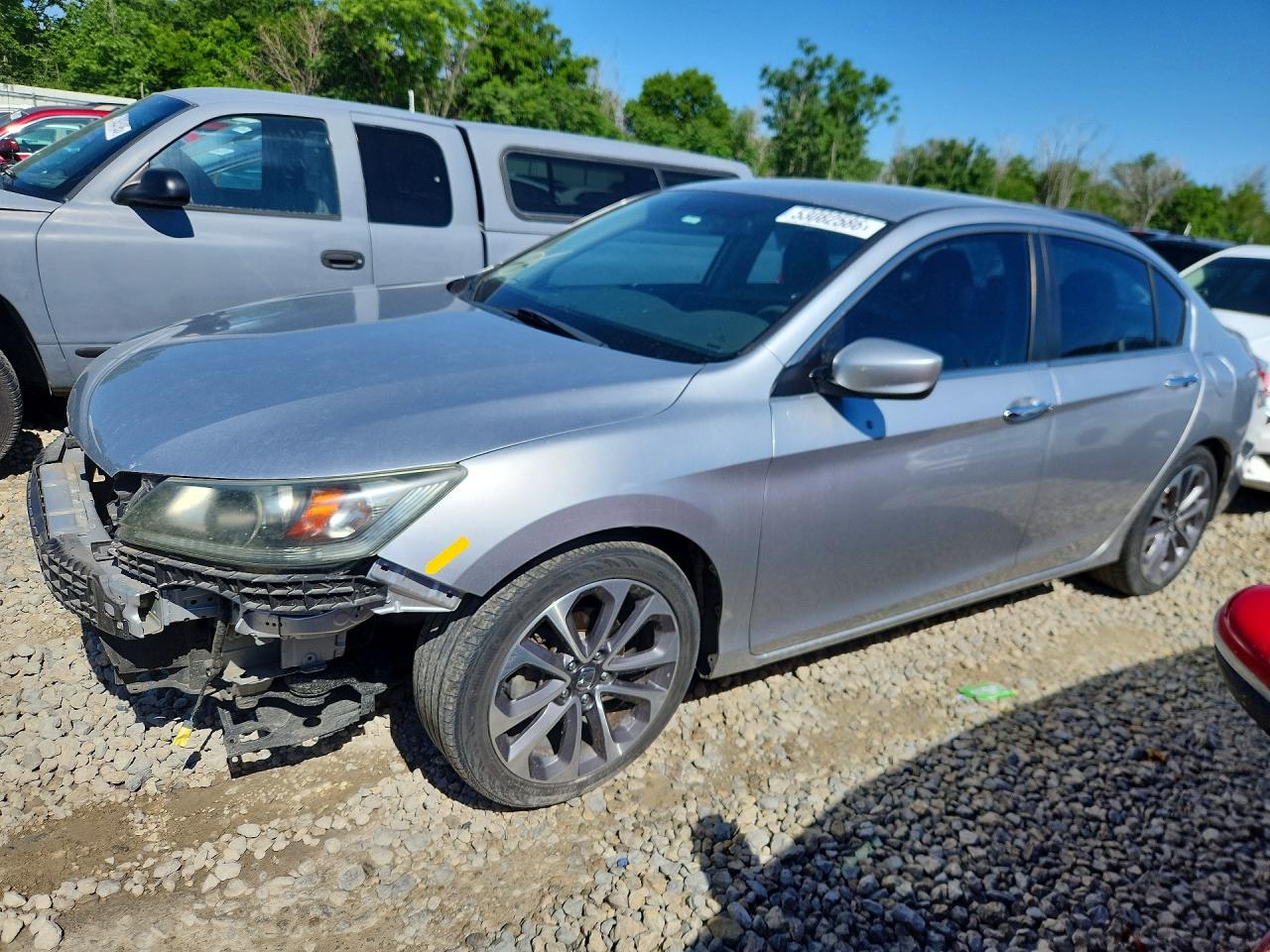 Salvage Honda Accord Image