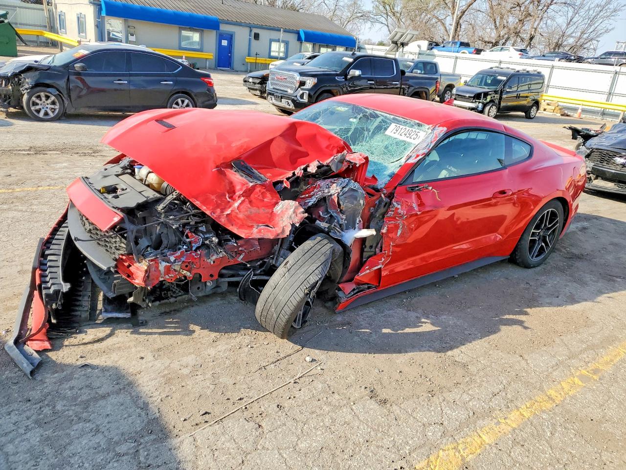 Salvage Ford Mustang Image