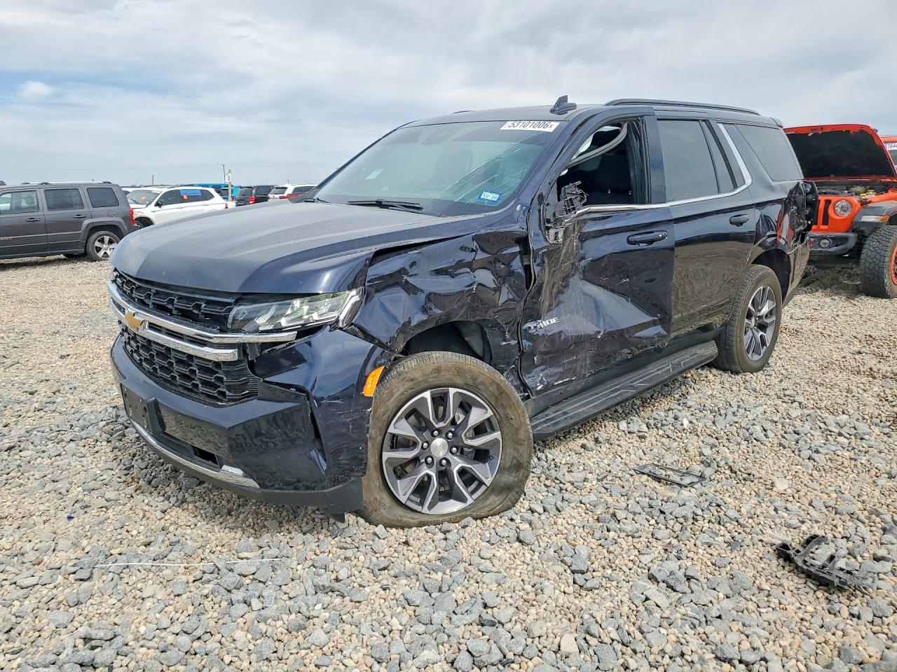Salvage Chevrolet Tahoe Image