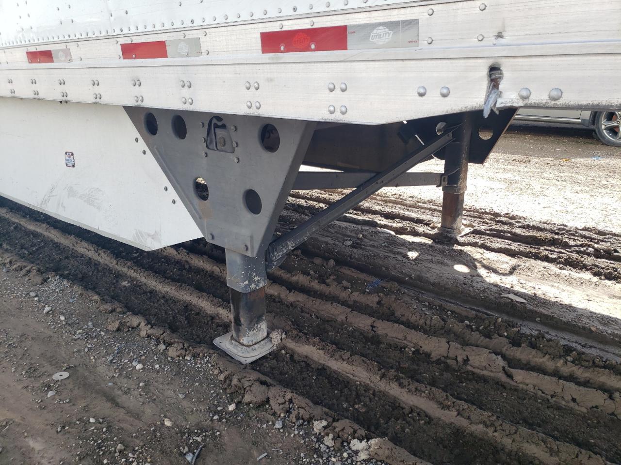 Utility 53 Trl