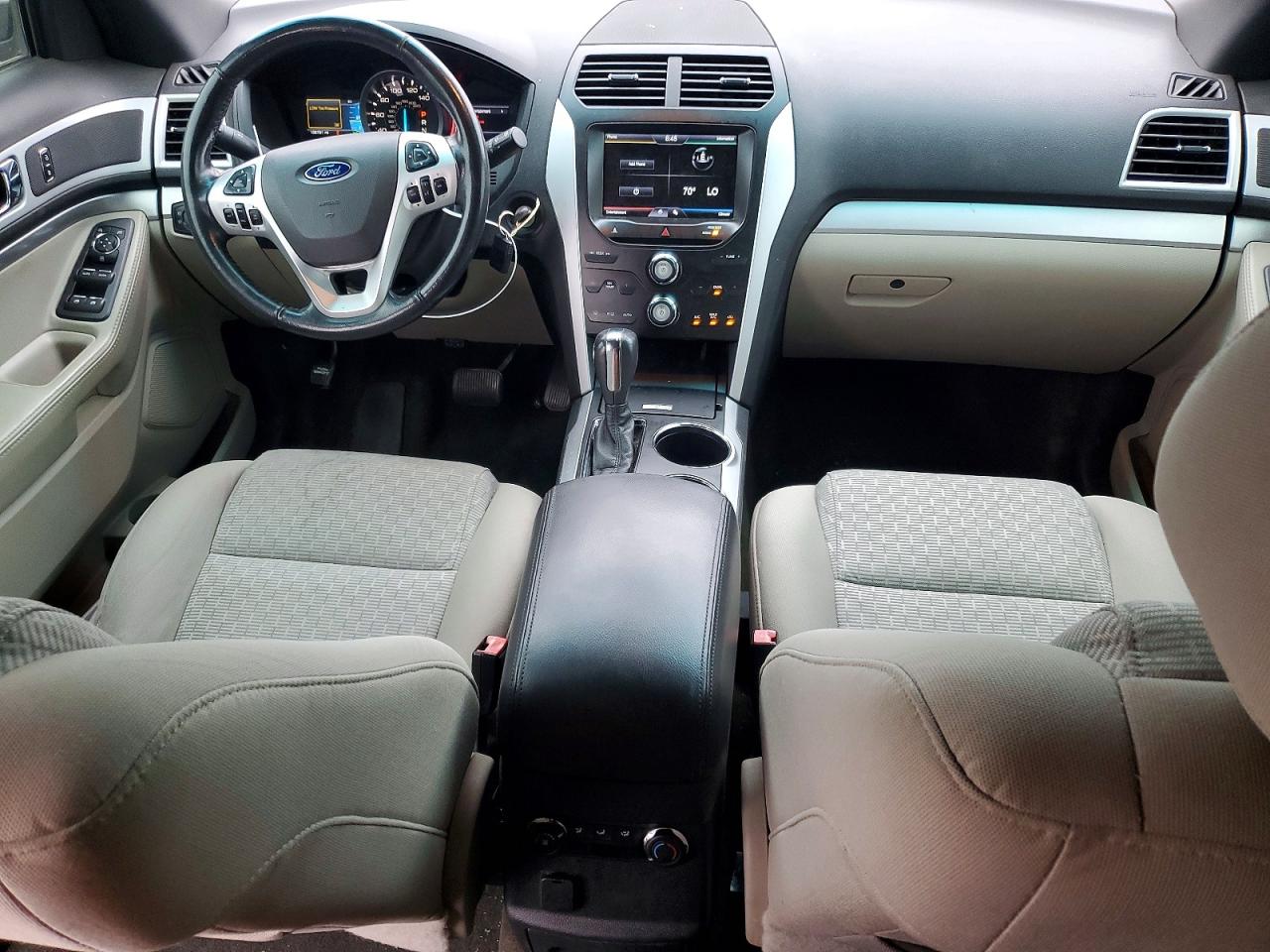 Ford Explorer Xlt