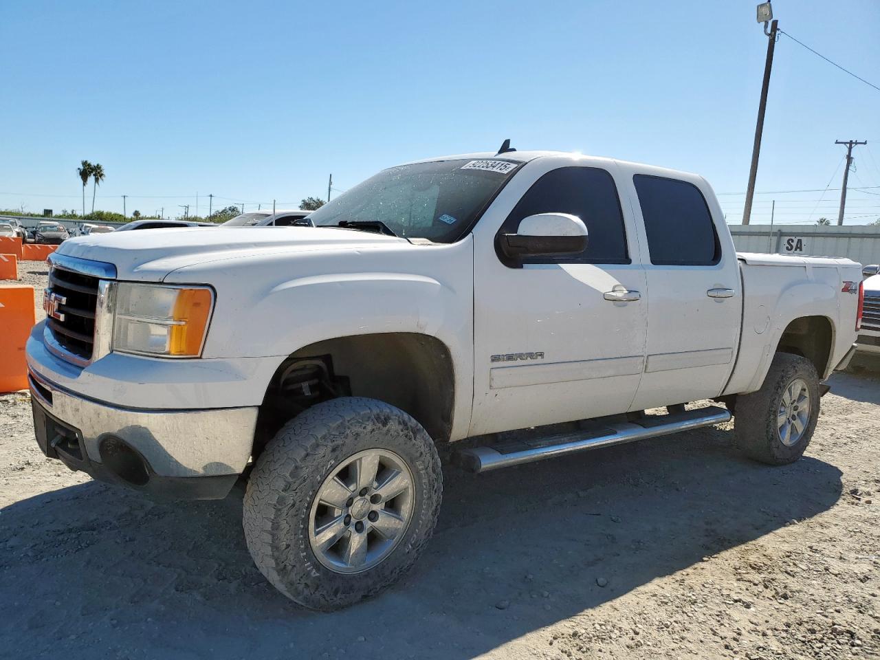 Salvage GMC Sierra Image