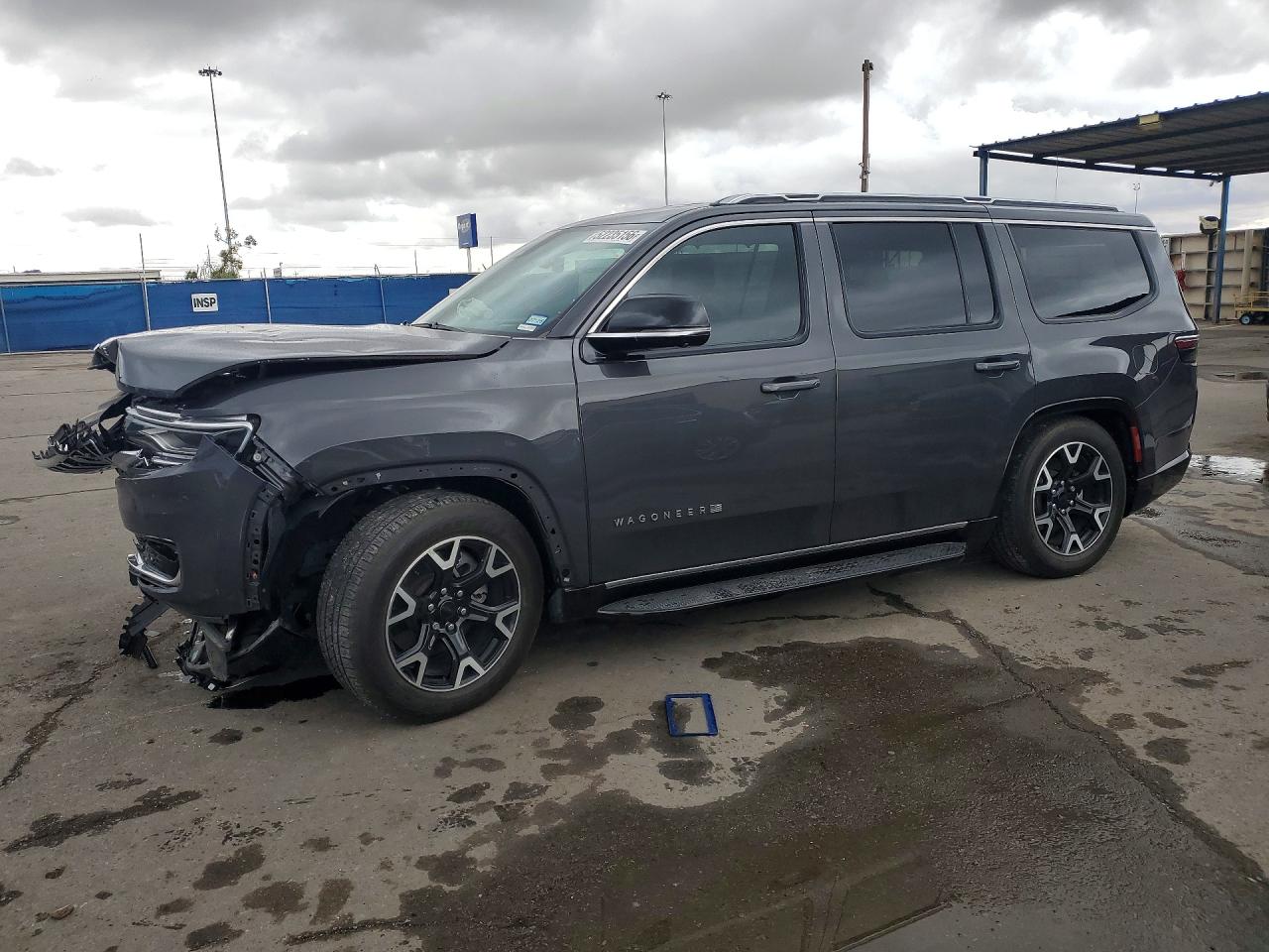 Salvage Jeep Wagoneer Image