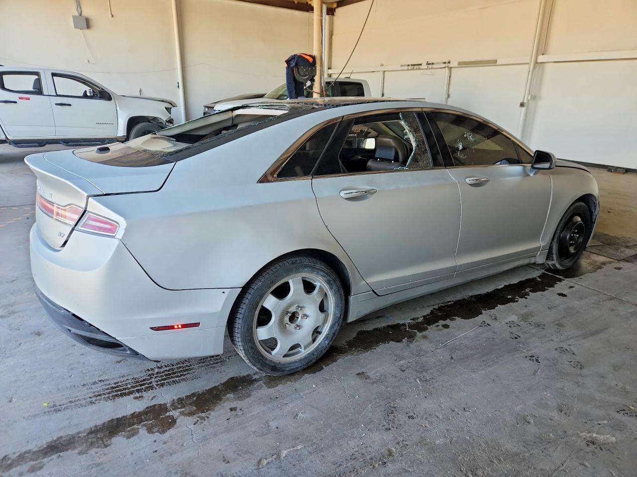 Lincoln MKZ