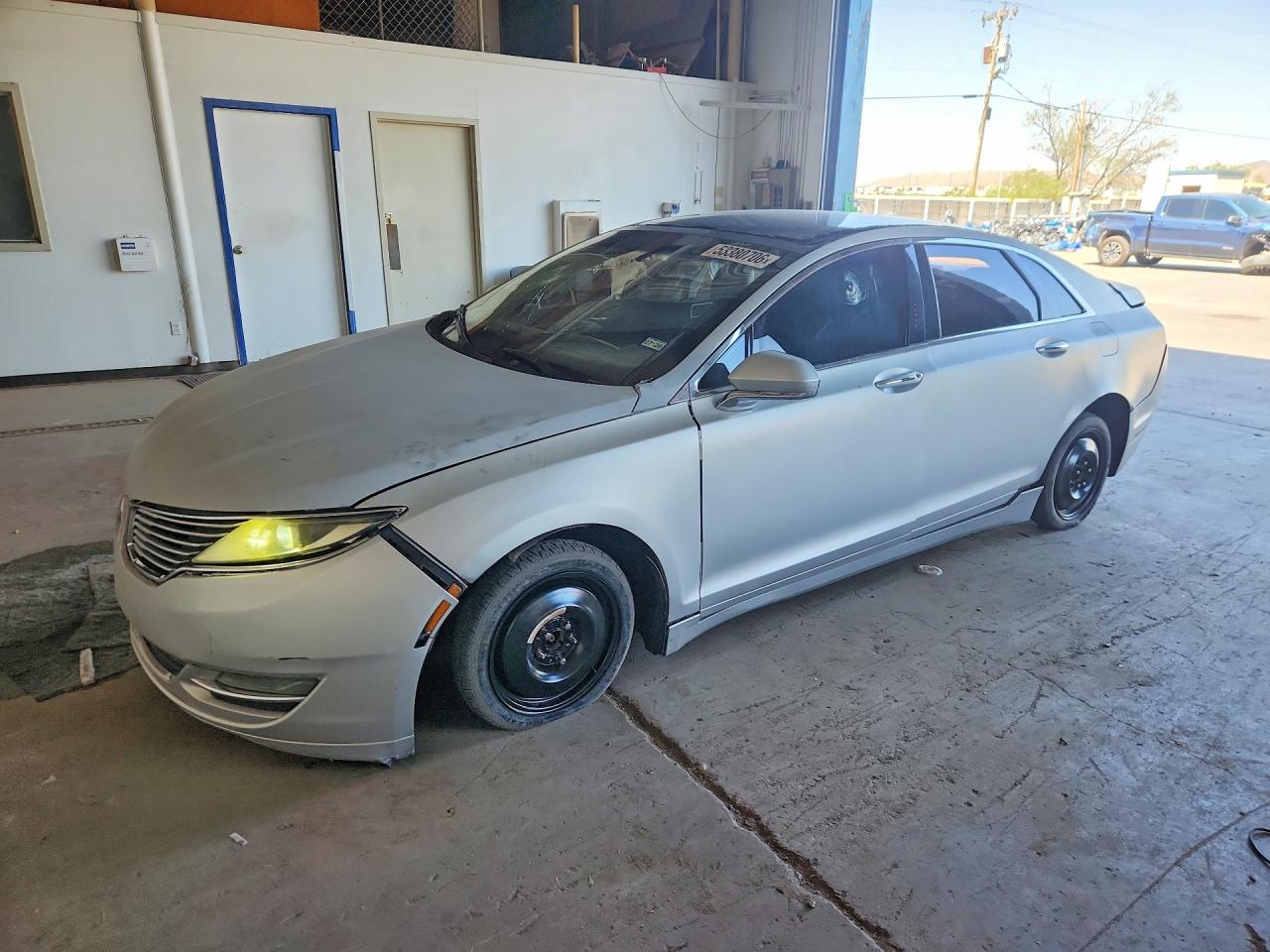 Salvage Lincoln MKZ Image
