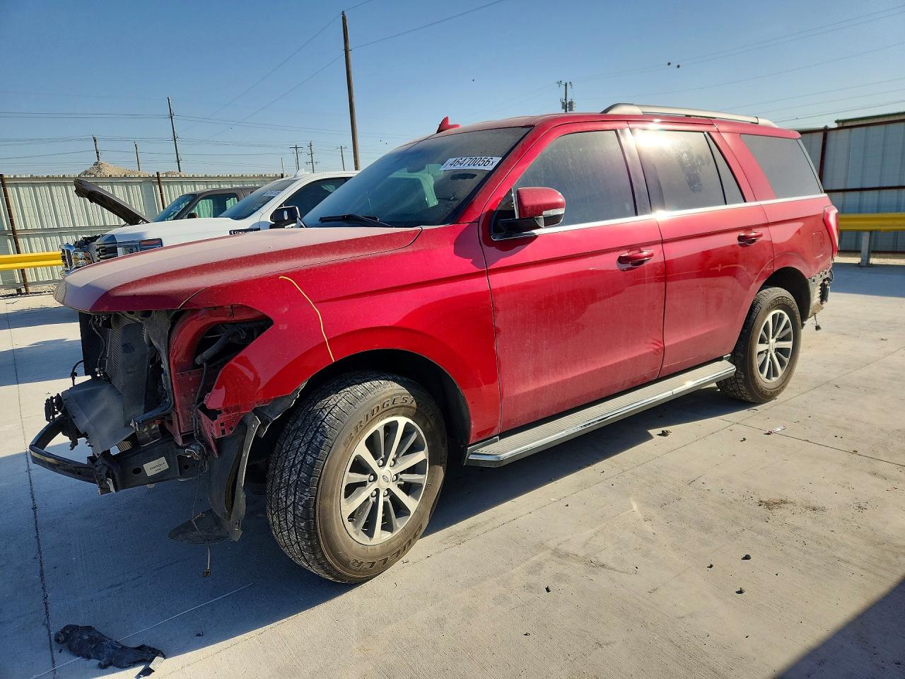 Salvage Ford Expedition Image