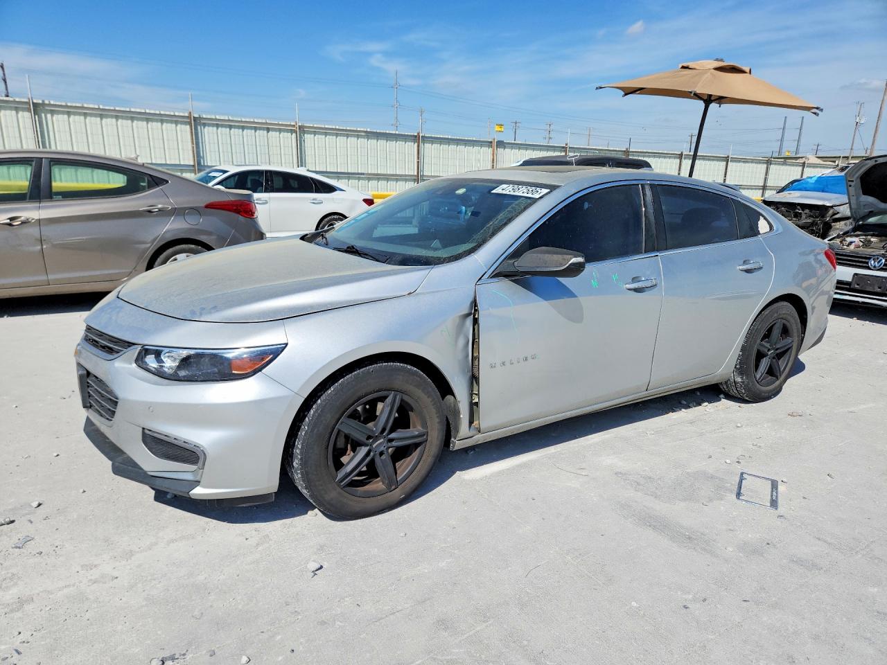 Salvage Chevrolet Malibu Image