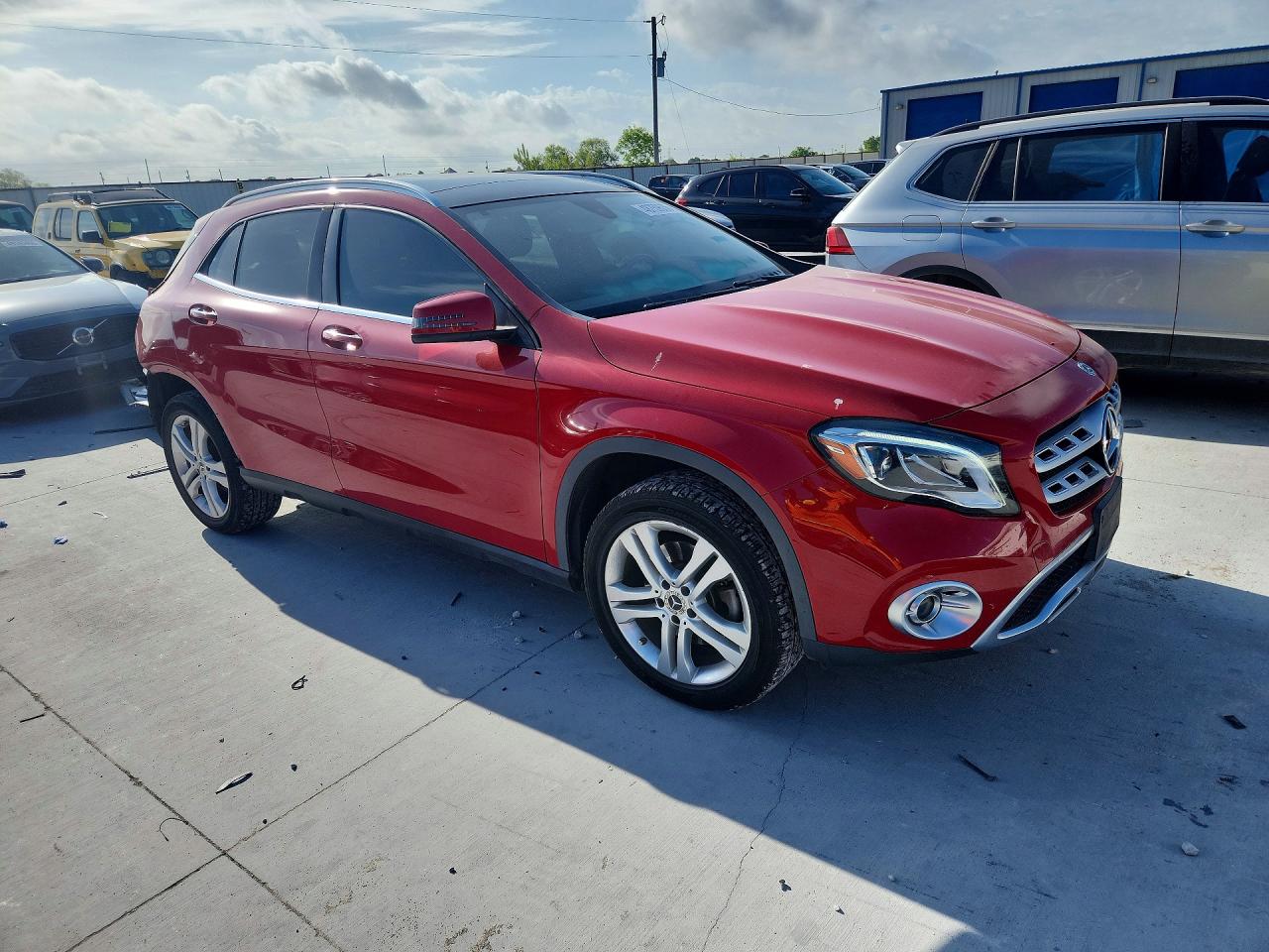 Mercedes-Benz GLA 250 4matic
