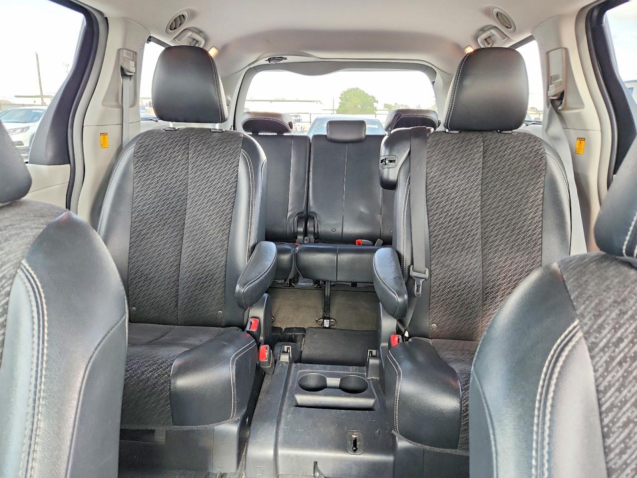 Toyota Sienna Sport