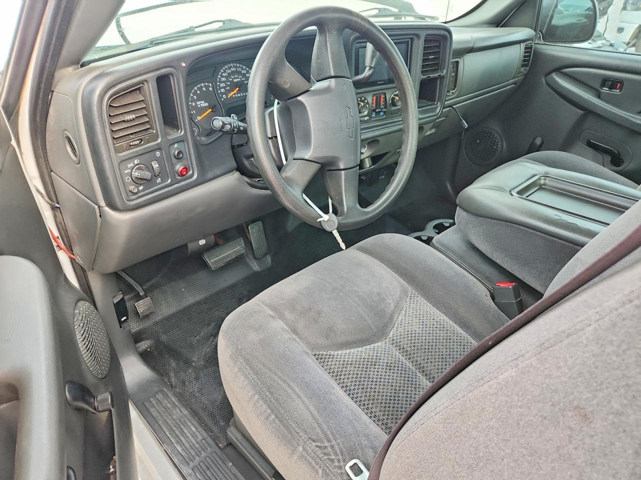 Chevrolet Silverado C1500 Classic
