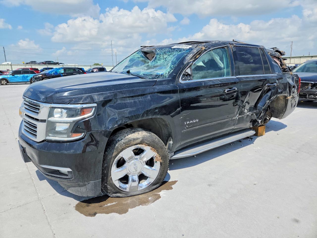 Salvage Chevrolet Tahoe Image