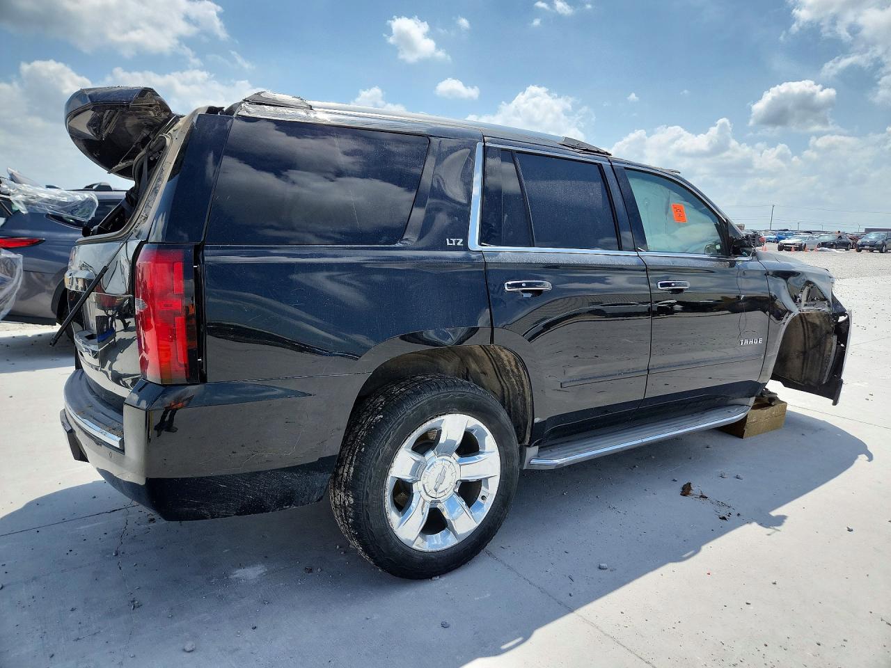 Chevrolet Tahoe C1500 Ltz