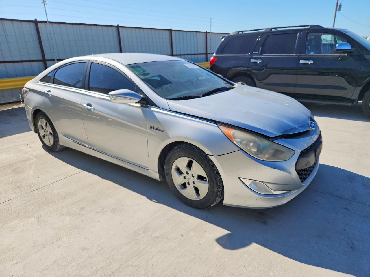 Hyundai SONATA Hybrid