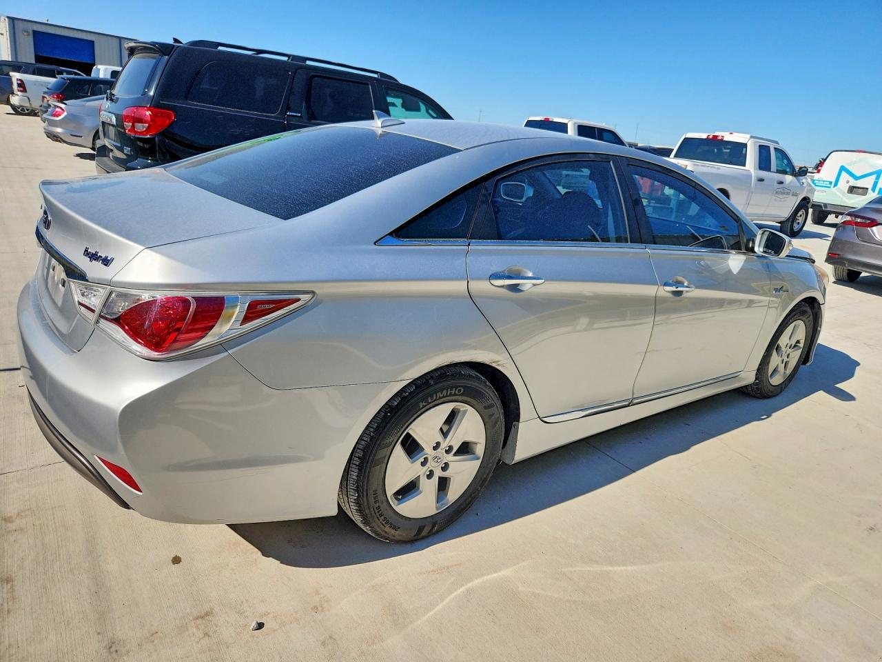 Hyundai SONATA Hybrid